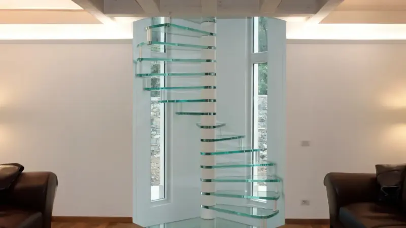 Scala chiocciola ski luxury